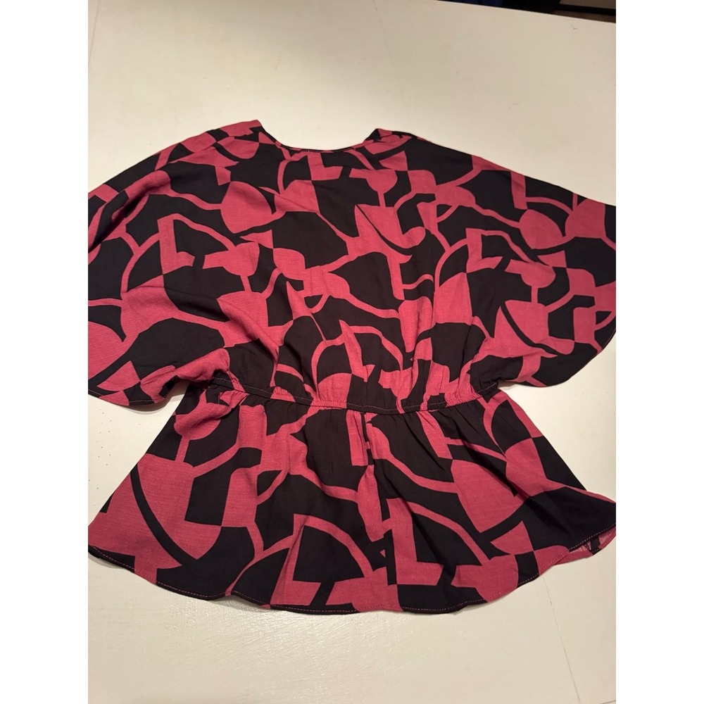 Sweet Rain Geometric Abstract Peplum Top Pink Black Dolman Sleeve  Small